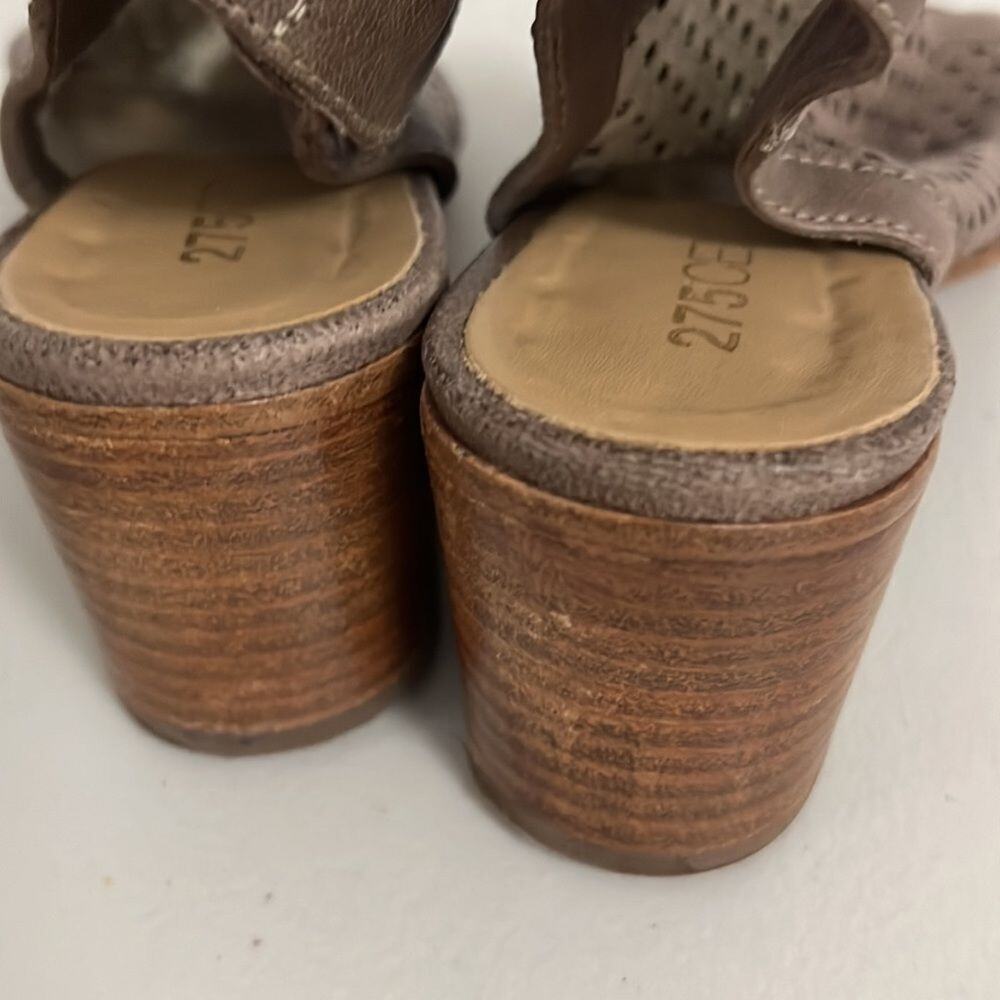 275 CENTRAL PERFORATED BOOTIE TAUPE LEATHER PEEK‎ TOE SANDALS SIZE 37 - Picture 5 of 7